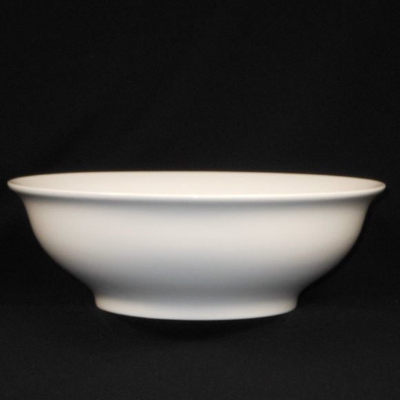 Vegetable Serving Bowl. Maxwell Williams, white basics - Picture 3 of 5